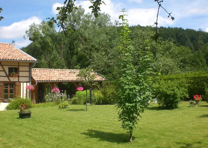 La Maison Du Bucheron Bed & Breakfast Futeau