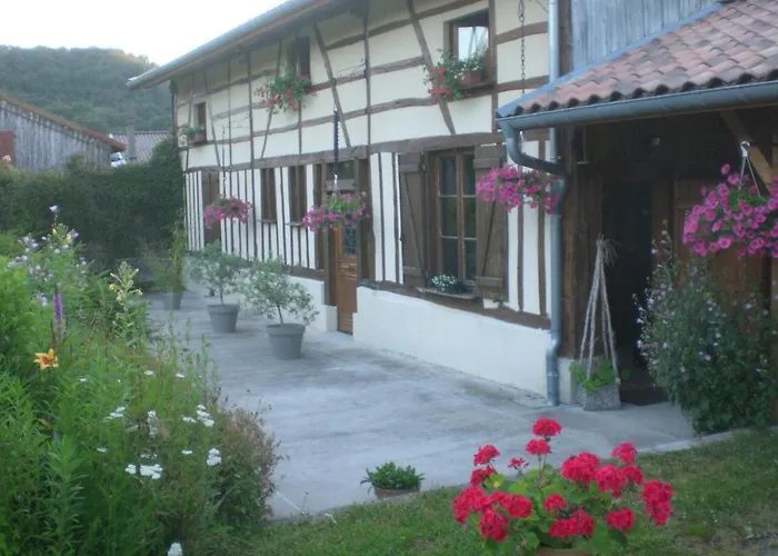 La Maison Du Bucheron Bed & Breakfast 3*